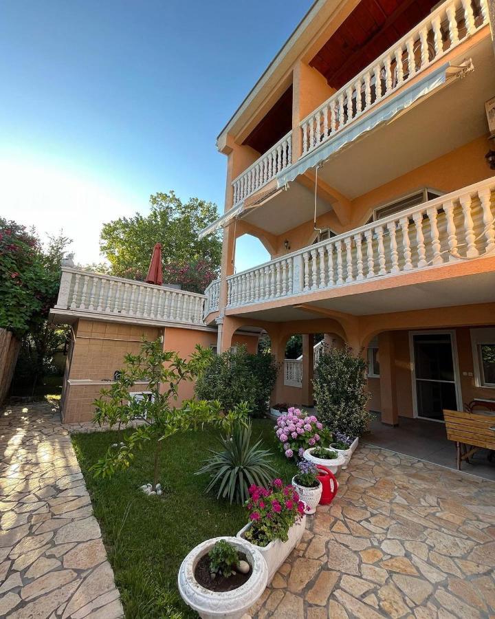 Apartments Montenegrina Ulcinj Luaran gambar